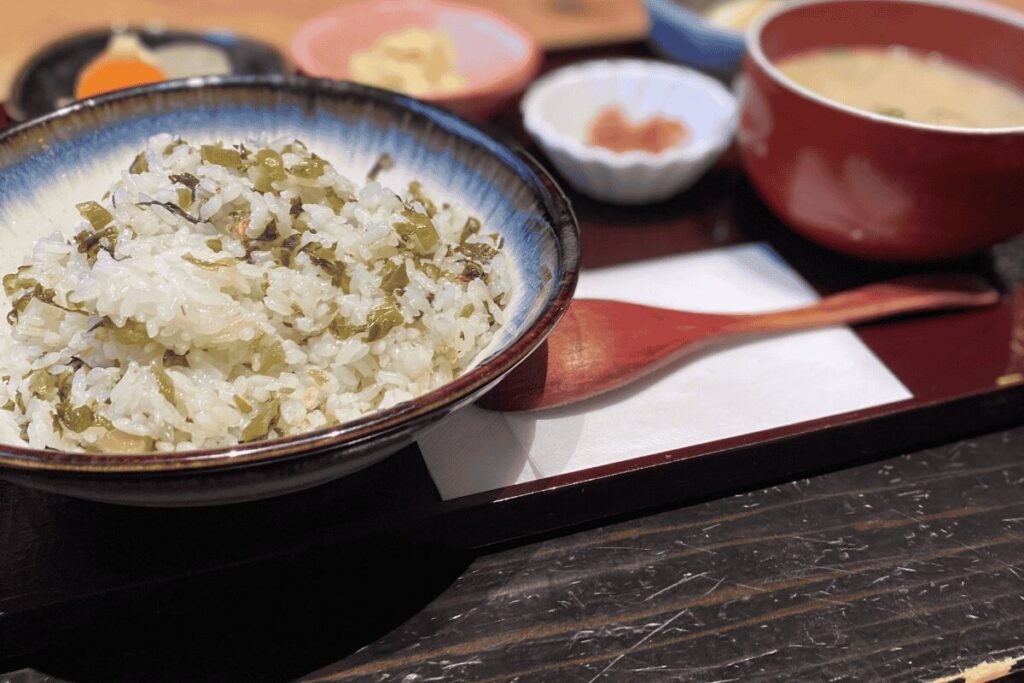 桜の馬場城彩苑の山見茶屋、阿蘇高菜めし定食
